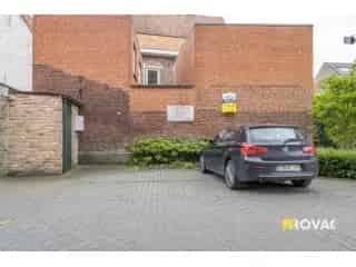 Parking te Koop Izegem - 2 Wagens Berging