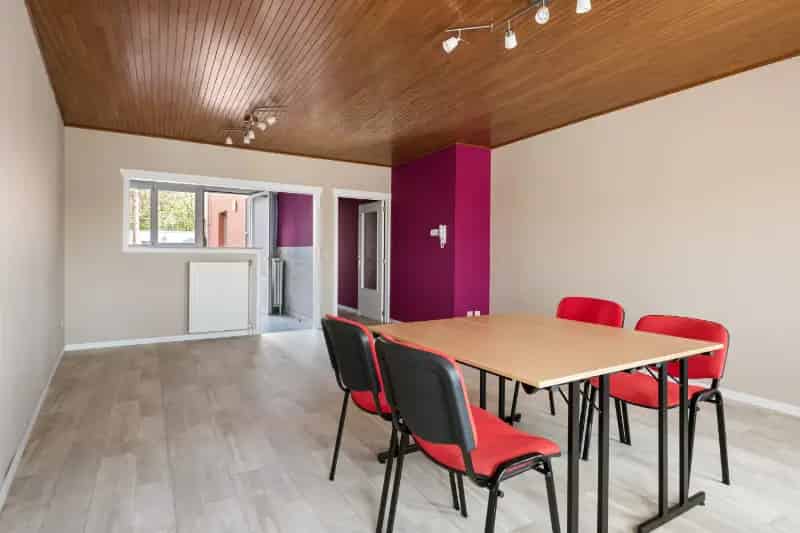 Rijwoning 4 slaapkamers  tuin 2 garages  Antwerpen