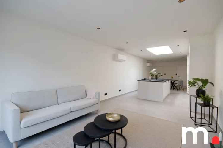 Huis te koop in Menen: Ruime moderne woning met oog voor detail