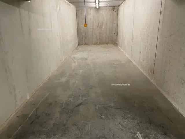 Garagebox te Koop De Panne - Ruime Garage Nabij Zee