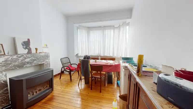 Appartement te renoveren Schaerbeek Parc du Hamoir 84m²