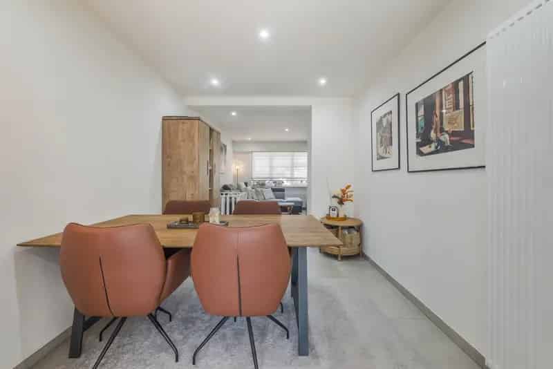 Gerenoveerde 3 Slaapkamer Huis Te Koop Dendermonde