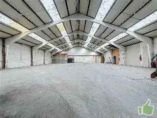 Industrieel Gebouw te Huur Moeskroen 735m²