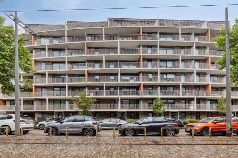 Appartement te koop Deurne Zuid - 2 slaapkamers - Terras - Parking