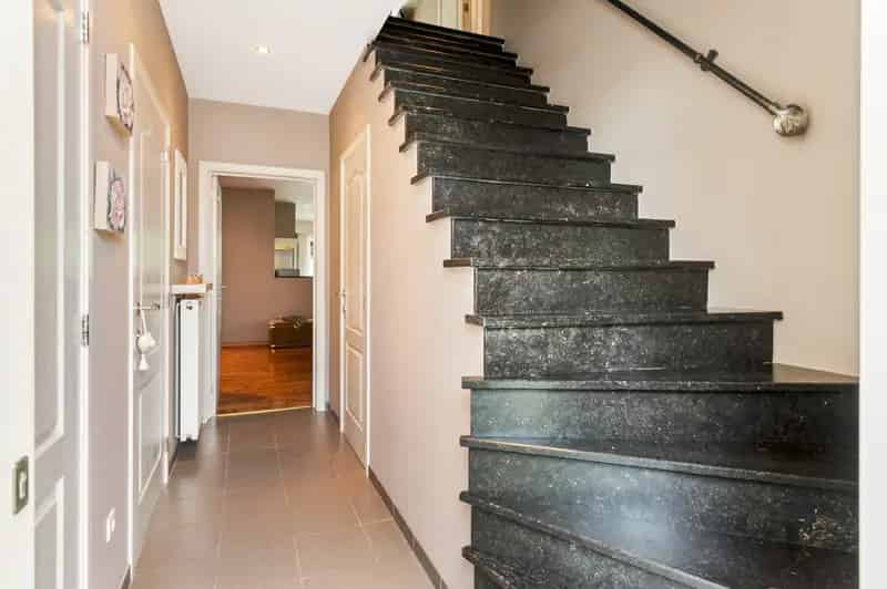 Huis te koop: Grote HOB met 4+ slaapkamers, dubbele garage en weide