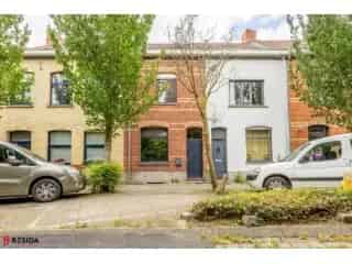 Huis te Koop Kortrijk 3 Slaapkamers Tuin EPC C
