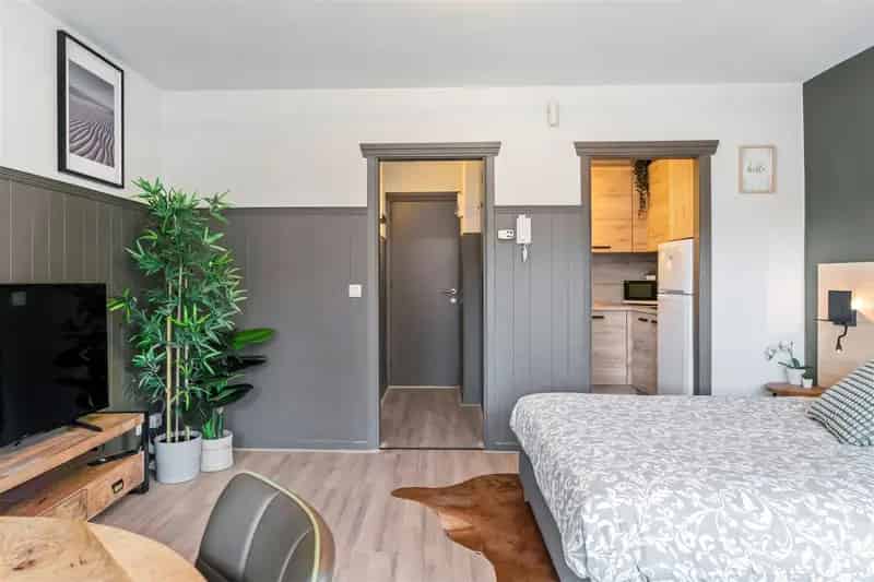 Centrale Ligging Zonnige Woning