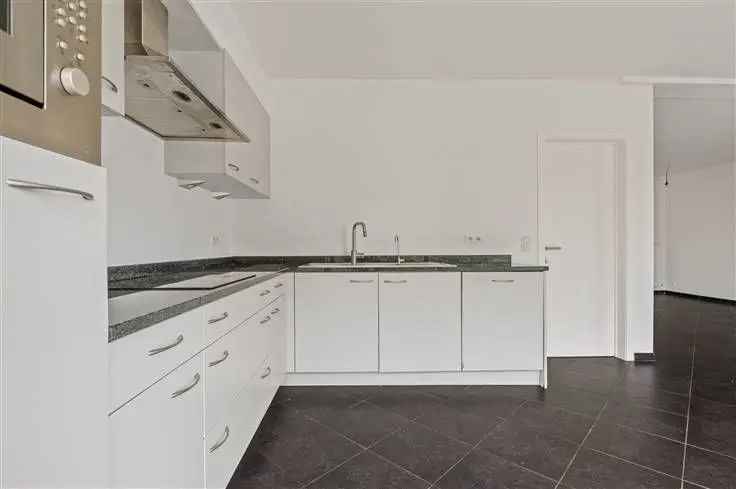 Appartement te koop met ruime indeling en moderne voorzieningen