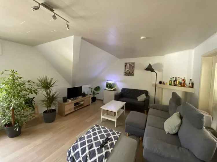 Opbrengsteigendom 2 Appartementen 2 Commerciële Ruimtes Sint-Pieters-Leeuw