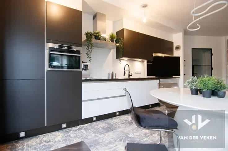 Luxueus 1-Slaapkamer Appartement Te Koop in Residentie Zuidzicht