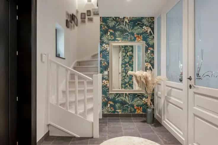 Villa te Koop Dennendaal: Instapklare gezinswoning met 3 slaapkamers en tuin
