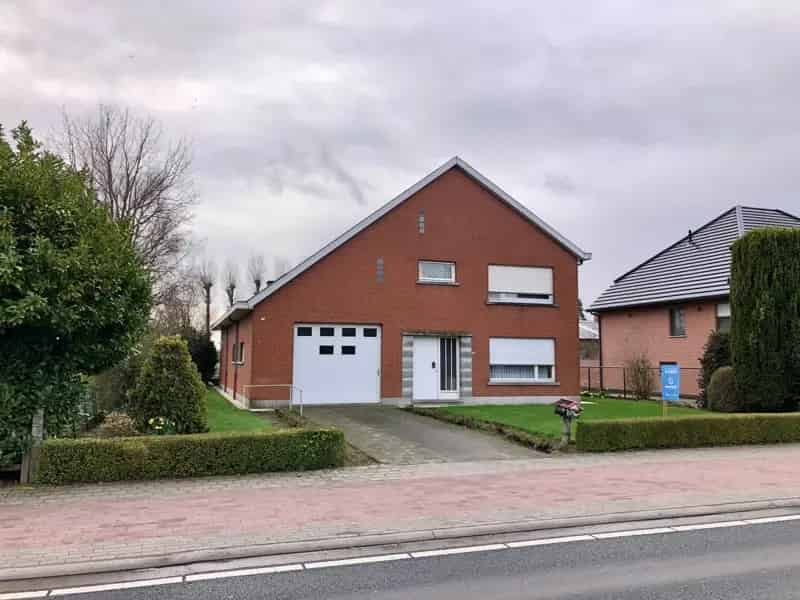 Ruime Villa 197m2 met 3 slaapkamers te koop