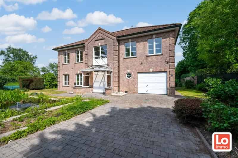 Ruime Villa te Huur Nabij Bergenkruis Destelbergen