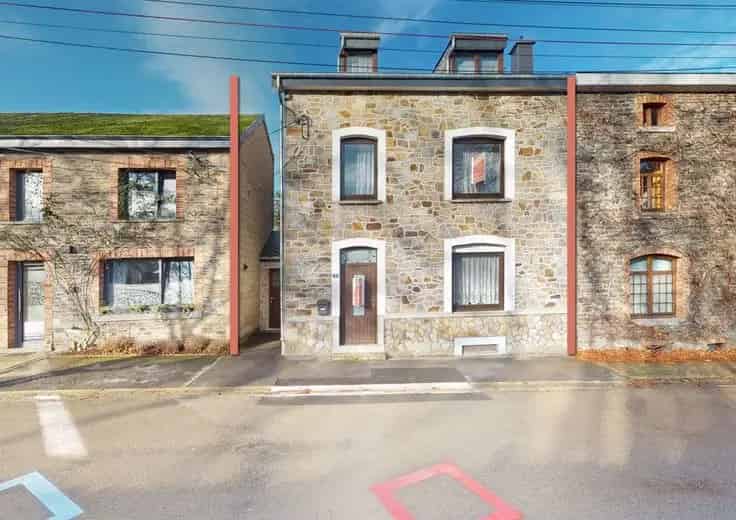 Huis Te Koop Lierneux: 3 slaapkamers, tuin, rustig gelegen