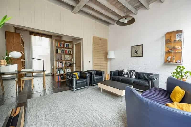 Huis te huur Antwerpen: gerenoveerde burgerwoning met 3 of 4 slaapkamers