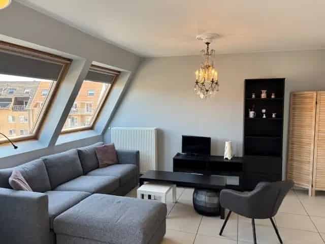 Gemeubeld Duplexappartement met Zonneterras te Koop