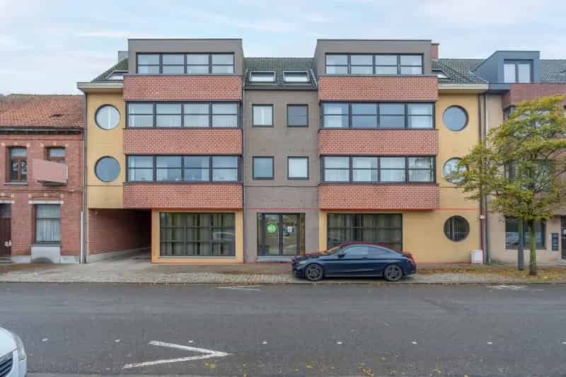 Centraal gelegen kantoorruimten (totaal ± 285m²!) te Turnhout.