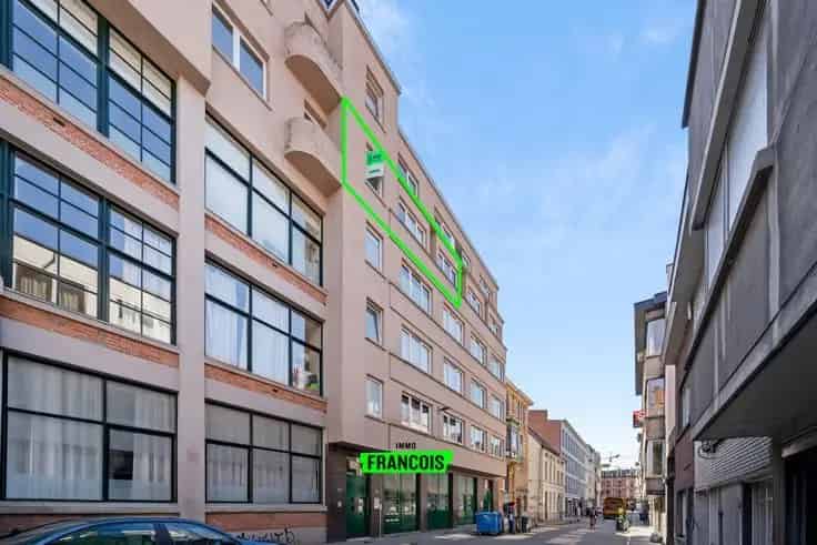 Appartement te koop Gent centrum: 2 slaapkamers, terras en staanplaats