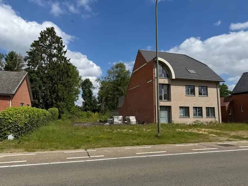 Bouwgrond HOB 11a41ca Uitstekende Locatie