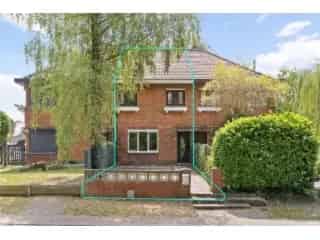 Huis te koop Houthalen - Ruime woning met garage en renovatiemogelijkheden