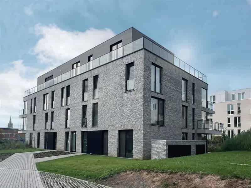Appartement te huur: Ruim 2 Slaapkamers, Groot Terras, Nieuwe Bouw