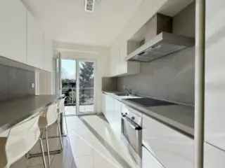 Triplex te huur Wezembeek-Oppem 160m2 3 slaapkamers tuin parking