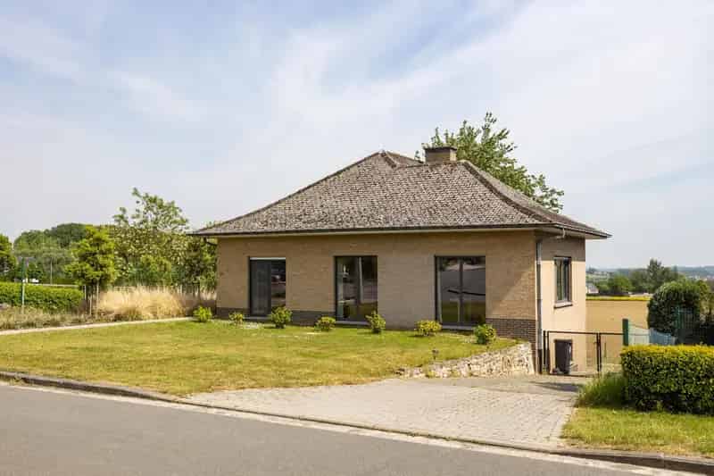 Gerenoveerde Bungalow te Huur 3 slaapkamers Geraardsbergen