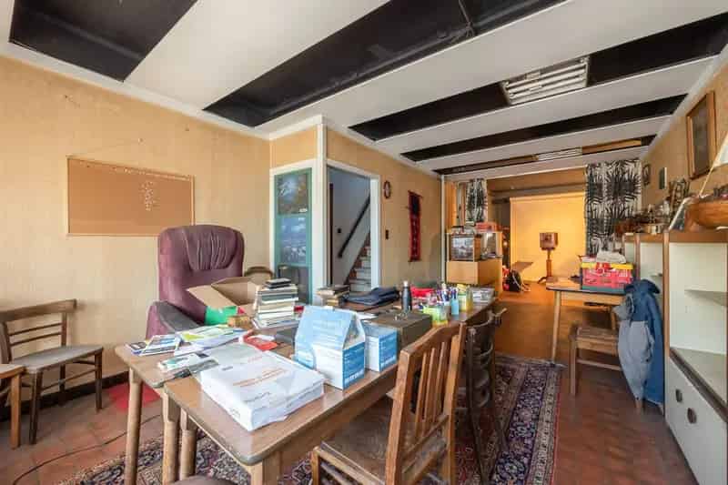 Te renoveren woning met commerciële ruimte Herselt