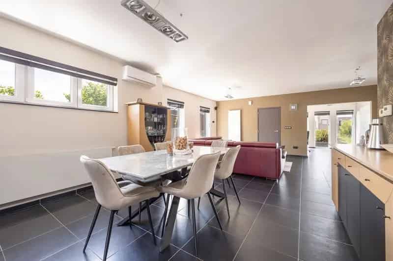 Topwoning Ruime HOB met Toffe Tuin Centrale Ligging