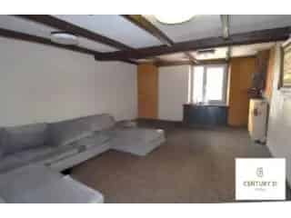 Handelsfonds Athus -  Gebouw met Appartement en Garages