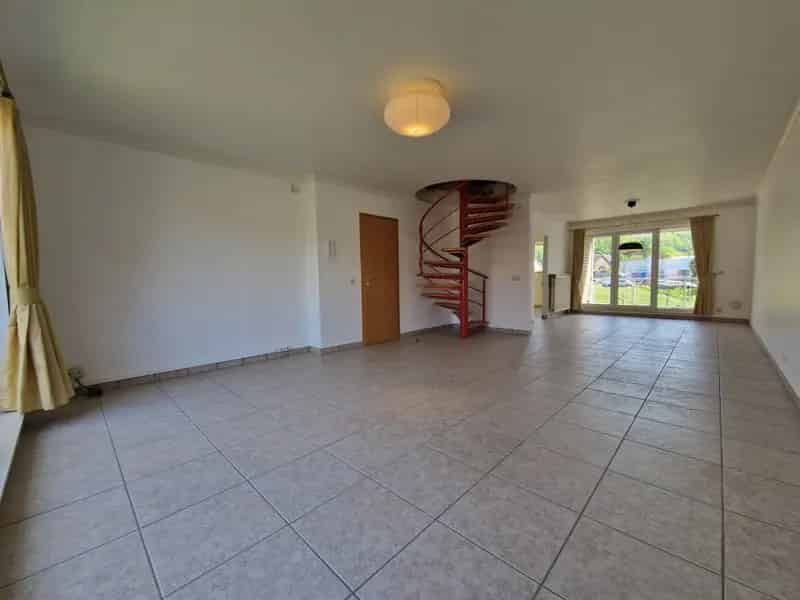 Duplex Appartement 3 slaapkamers te huur Wezemaal