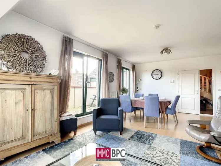 Appartement 3 slaapkamers te huur rustige omgeving