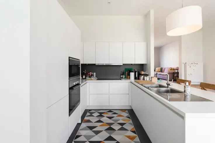 Huis te Koop Sainte-Alix 4 slaapkamers 2 badkamers Zuidtuin