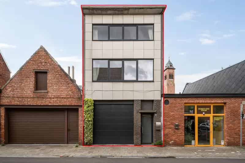 Magazijnwoning Turnhout Centrum:  Ideaal voor Starters en Investering