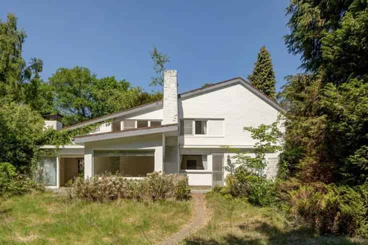 Villa te koop Schotenhof  Te renoveren sixties woning