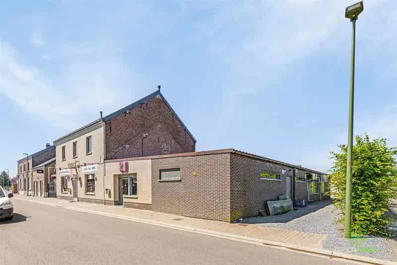 Café te Koop in Rummen met Woonst en Grote Garage