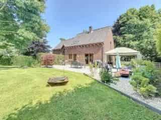 Villa te koop Andrimont - Ruime woning met tuin en zwembad