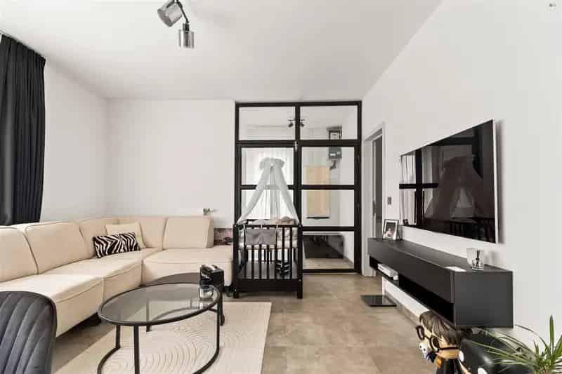Bungalow 667m2 grond