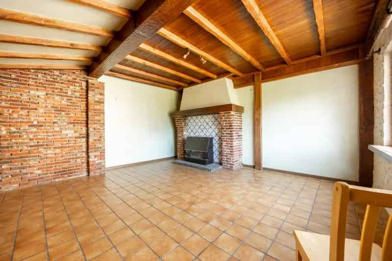 Huis te huur Kuurne: 2 slaapkamers garage tuin renovatieproject