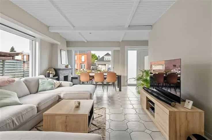 Huis Te Koop Nijlen: Instapklare Gezinswoning met 2-3 slaapkamers