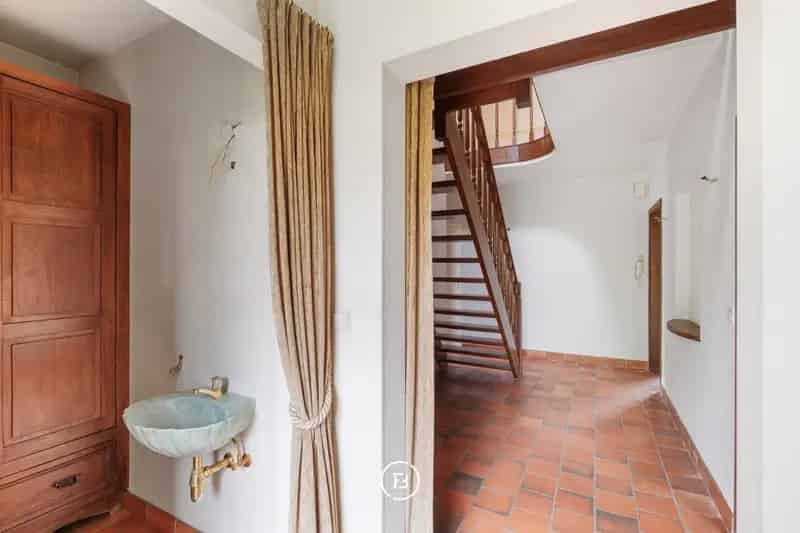 Te renoveren villa Merchtem 286m² 4 slaapkamers