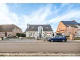 Huis te koop Lommel 4 slaapkamers 2 badkamers