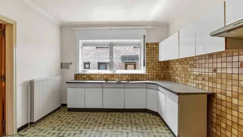 Huis te koop Maasmechelen 210m2 renovatieproject