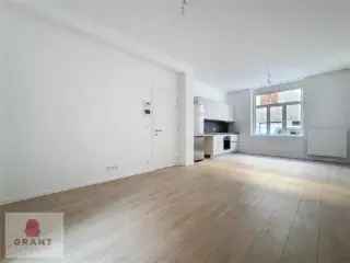 Appartement te Huur Elsene 1 Slaapkamer Gerenoveerd Tuin