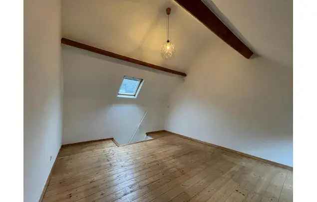 Huur 1 slaapkamer huis van 84 m² in Ghent