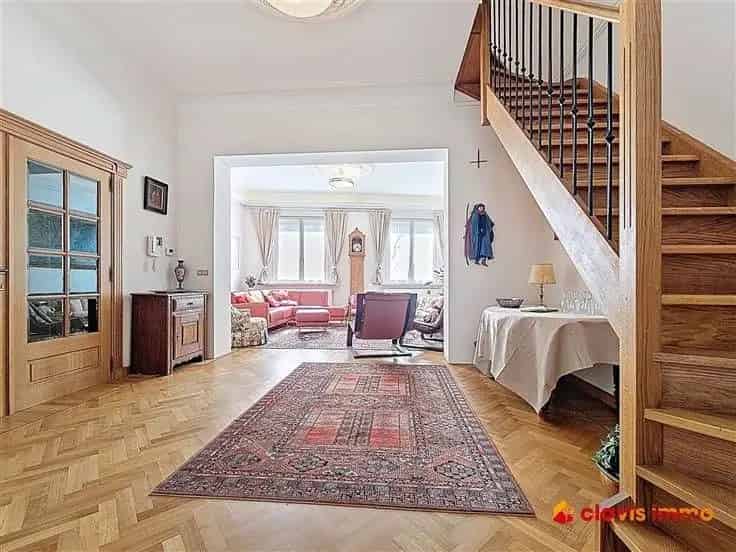 Duplex te Koop Uksel 250m2 3 4 slaapkamers Tuin