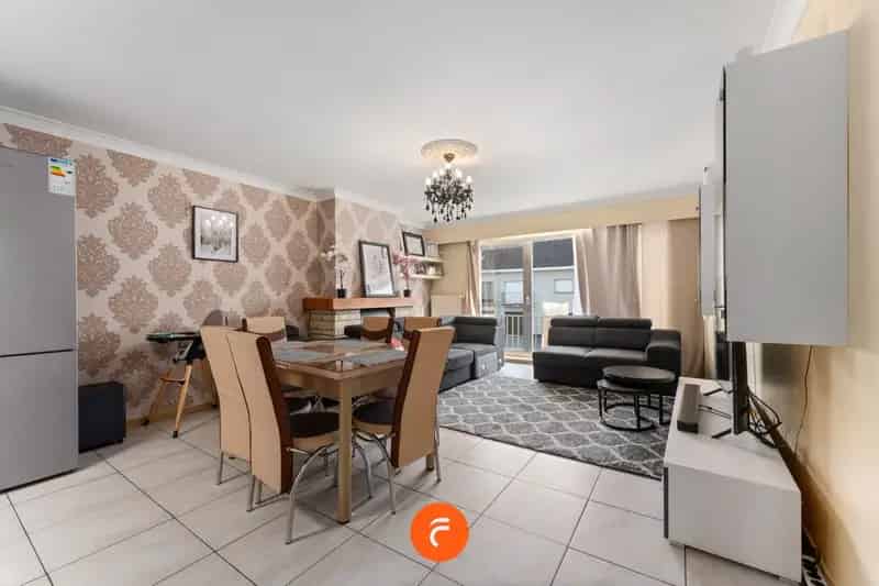 Appartement te koop 2 slaapkamers garage terras
