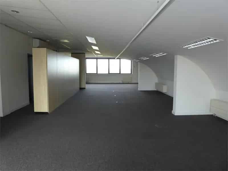 780 m² Kantoorruimte Volledig Aanbod