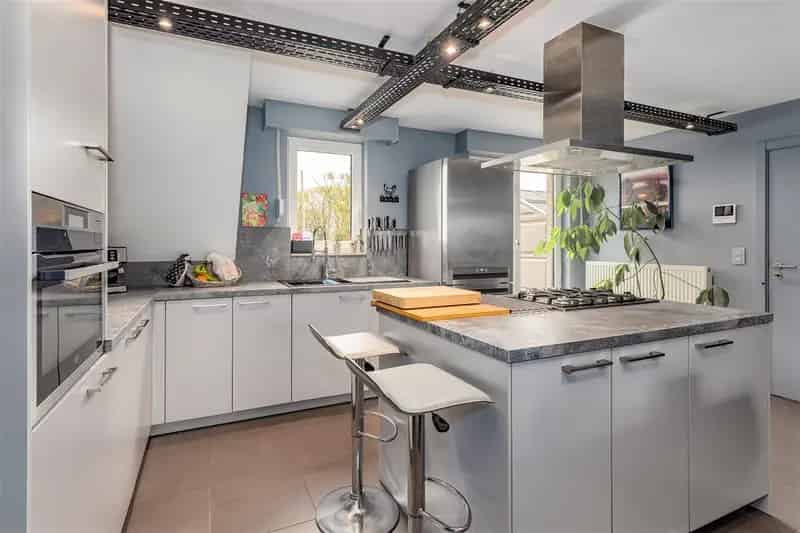 Appartement te koop Aartselaar 3 slaapkamers ruim terras
