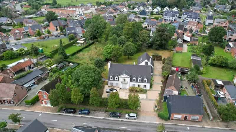Huis te huur Kalken: Statige woning met grote tuin